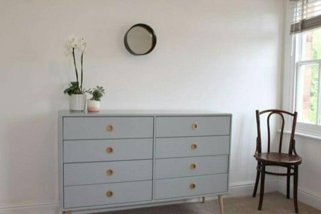 Luxury Townhouse In Town Centre, Views, River Walk, Free Parking Shrewsbury Ngoại thất bức ảnh