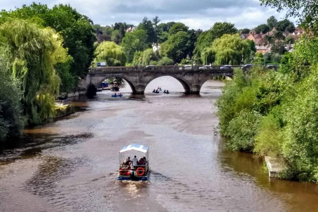 Luxury Townhouse In Town Centre, Views, River Walk, Free Parking Shrewsbury Ngoại thất bức ảnh